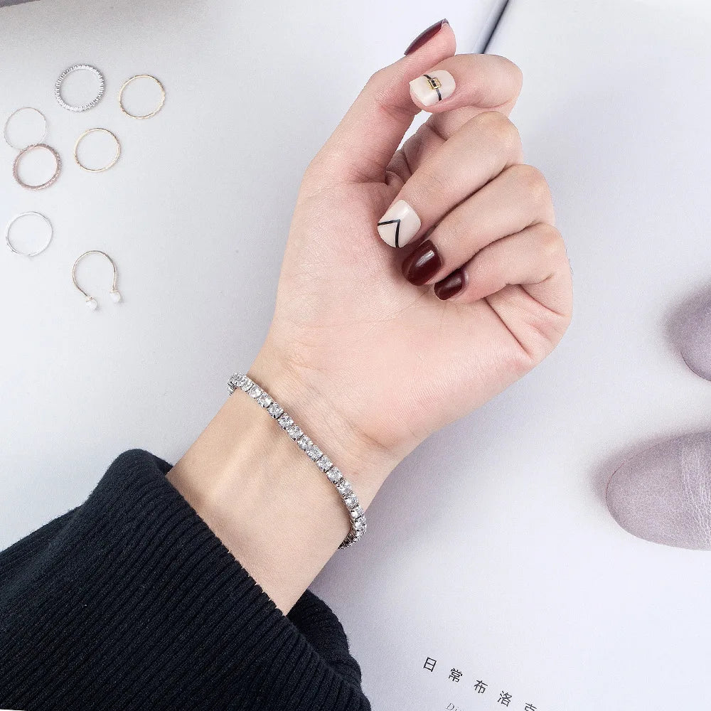 Classic Tennis Bracelet in 925 Sterling Silver