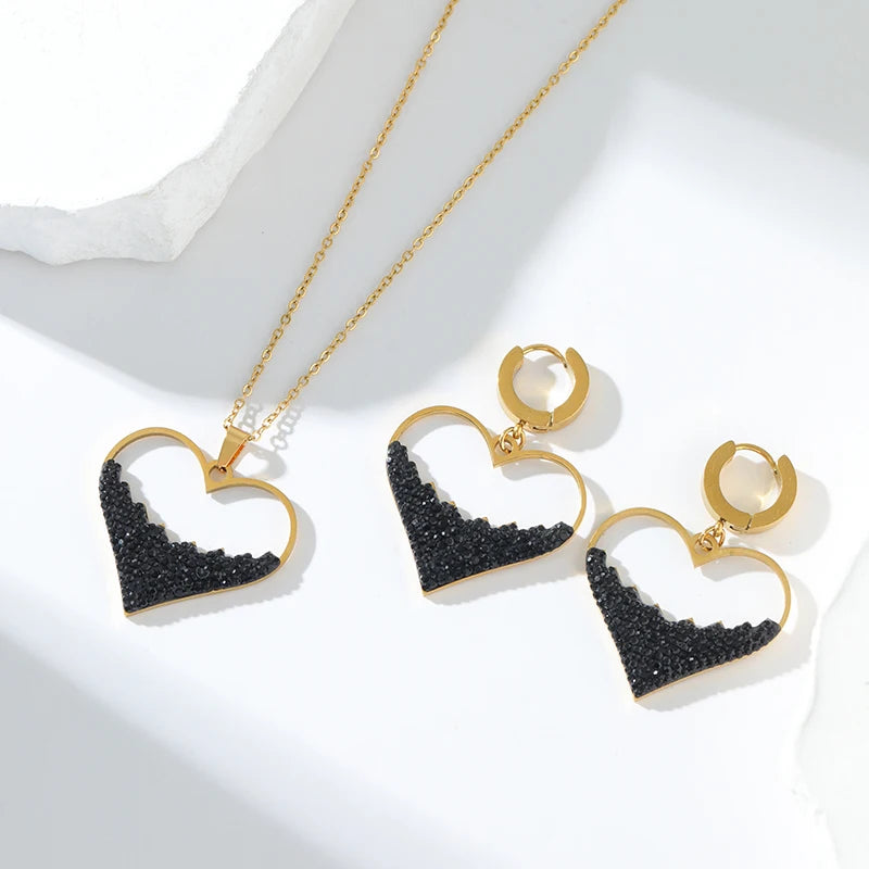 Ensemble Collier & Boucles d'Oreilles Cœur Creux en Acier Inoxydable 316L – Bijoux Élégants pour Femme