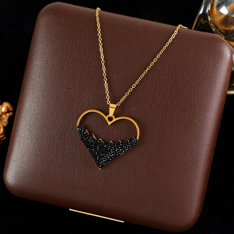 Ensemble Collier & Boucles d'Oreilles Cœur Creux en Acier Inoxydable 316L – Bijoux Élégants pour Femme