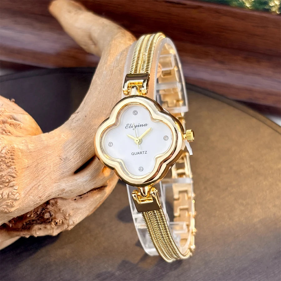 Vintage Clover Watch for Women – Retro Wrist Watch with Tassel Design