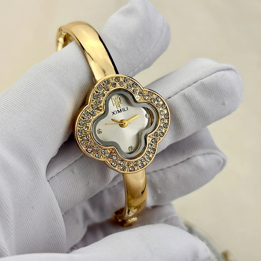 Montre Bracelet Femme Vintage – Motif Trèfle à Quatre Feuilles Élégant